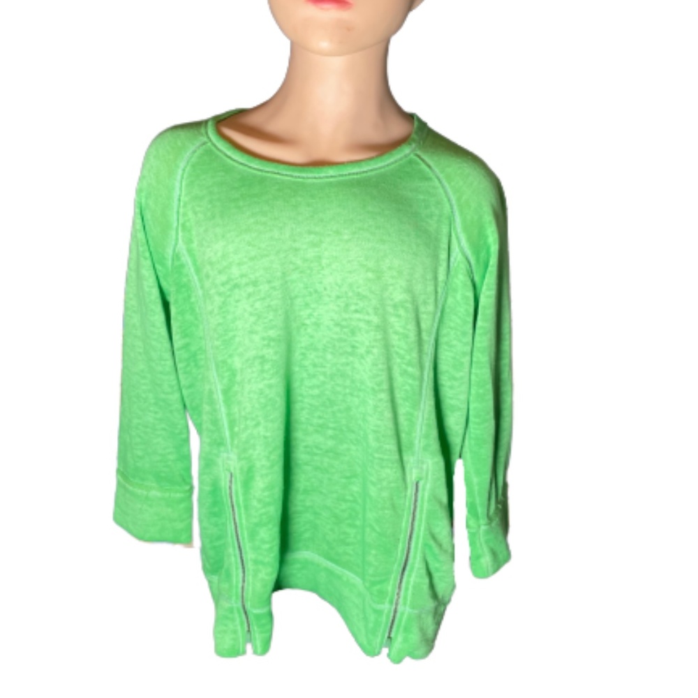 women’s Guess performance sweatshirt size s